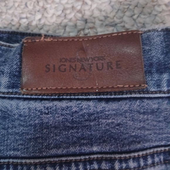 Jones New York Jeans - Picture 4 of 5
